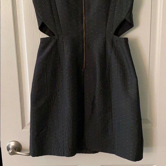 Madewell Cut-Out Dress - Picture 8 of 8